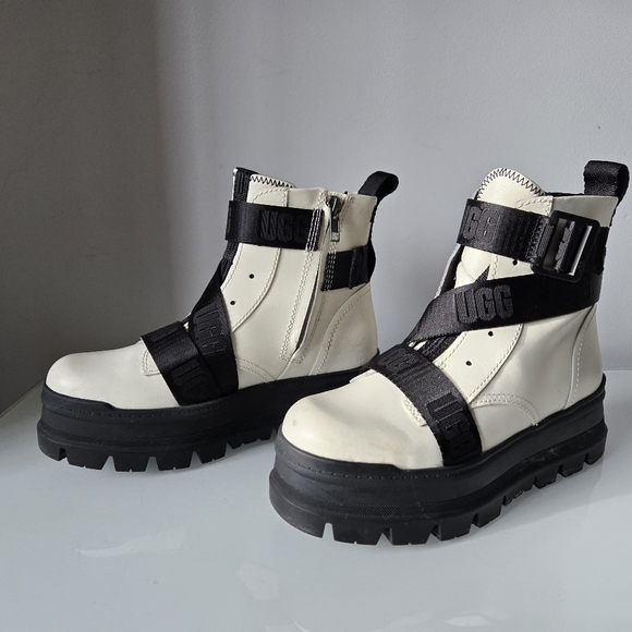 UGG sid white and black waterproof leather combat boot. Size 5.5 - Picture 5 of 14